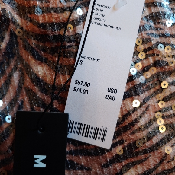 New tiger print skirt with tags - Picture 3 of 5